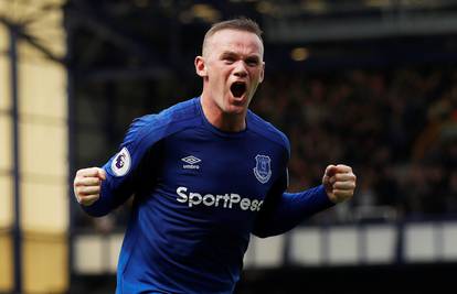 Rooney se nije smirio: Uhvatili su ga s misterioznom brinetom