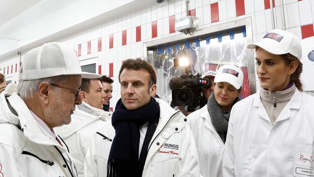 French President Emmanuel Macron visits the Rungis International wholesale market in Rungis