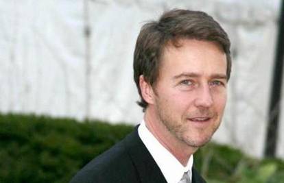 Glumac Edward Norton ne voli se koristiti internetom