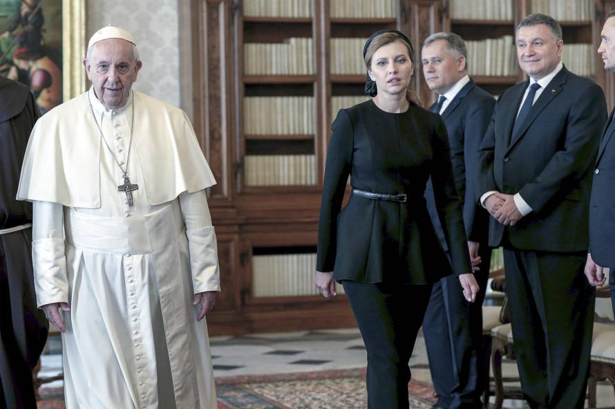 Feb. 8, 2020 : Ukrainian President Volodymyr Zelensky and his wife Olena Zelenska during a private audience at the Vatican