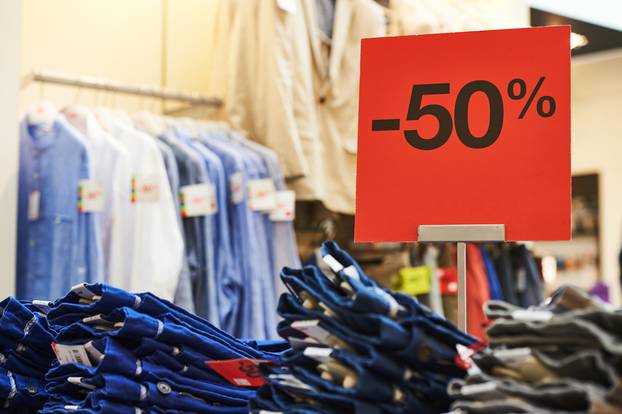 Shopping,Sale.,Seasonal,Half,Price,Discount,On,Clothes