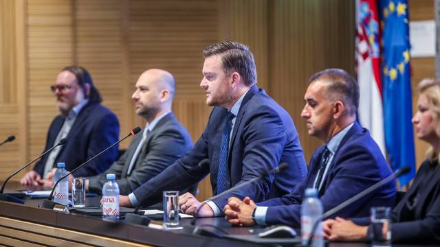 Zagreb: Ministar financija Marko Primorac predstavio novo izdanja državnih obveznica