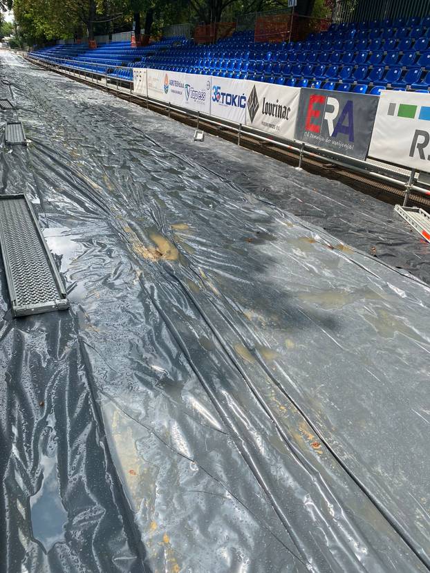 FOTO Sve je spremno za Sinjsku alku: 'Nešto je manje svita zbog kiše, ali grad će živnut popodne'