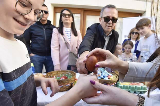 Vodice: 13. Tradicionalni turnir u tucanju jaja