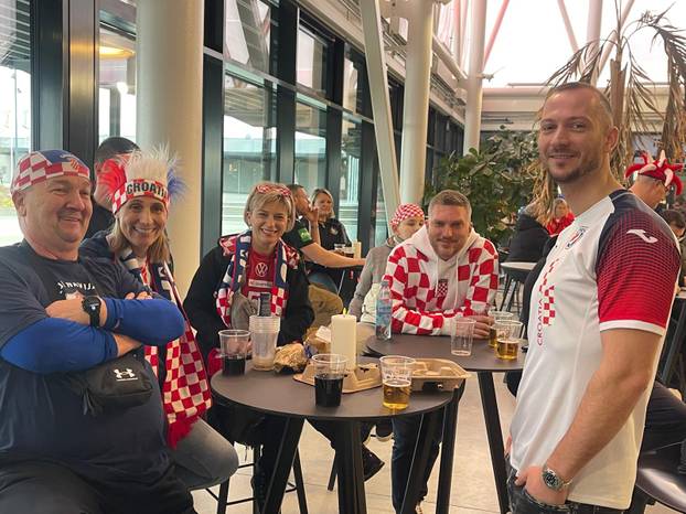 FOTO Danci navijali protiv nas, Matej Mandić ih je ušutkao sa stilom! Pogledajte atmosferu