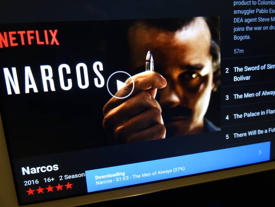 Serije i filmove s Netflixa sada možete skidati i gledati offline