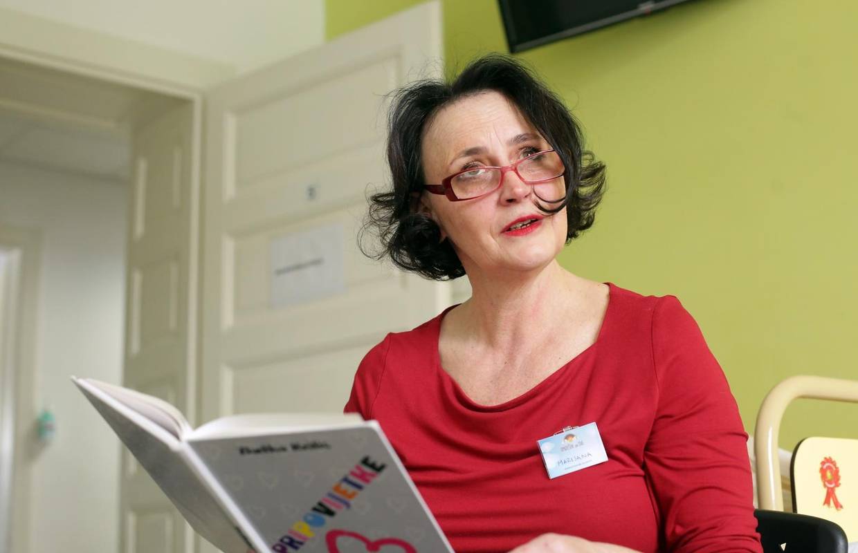 Kontejnersko naselje u Petrinji dobiva knjižnicu: 'Pomagat ćemo djeci s lektirom i zadaćom'