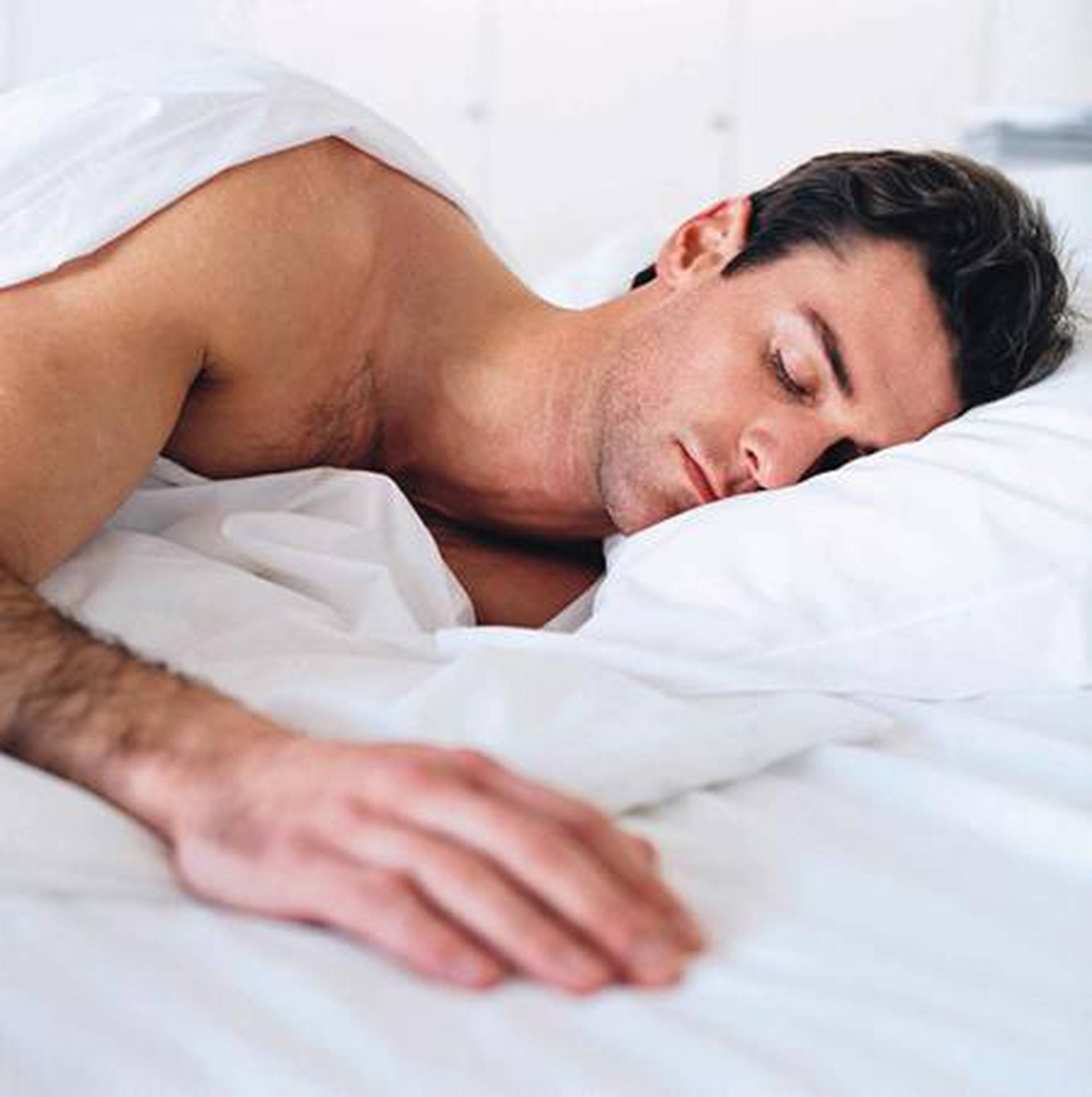 Сон баня к чему снится мужчине. Спящий парень. Спящие мужчины. Сонный мужчина.