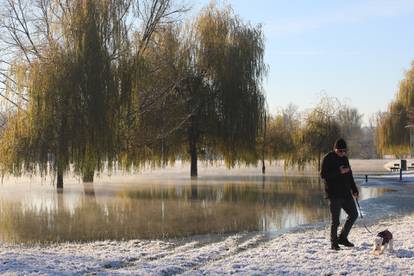 FOTO Zaleđeno jutro: Karlovac se jutros probudio na minus pet