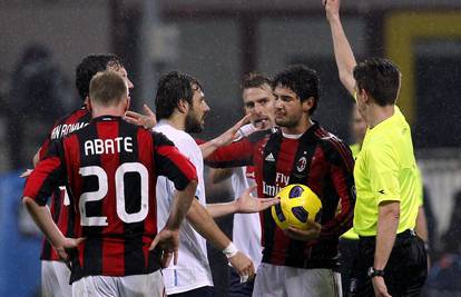 Sudac pogurao 'rossonere' do slavlja protiv Napolija u Milanu