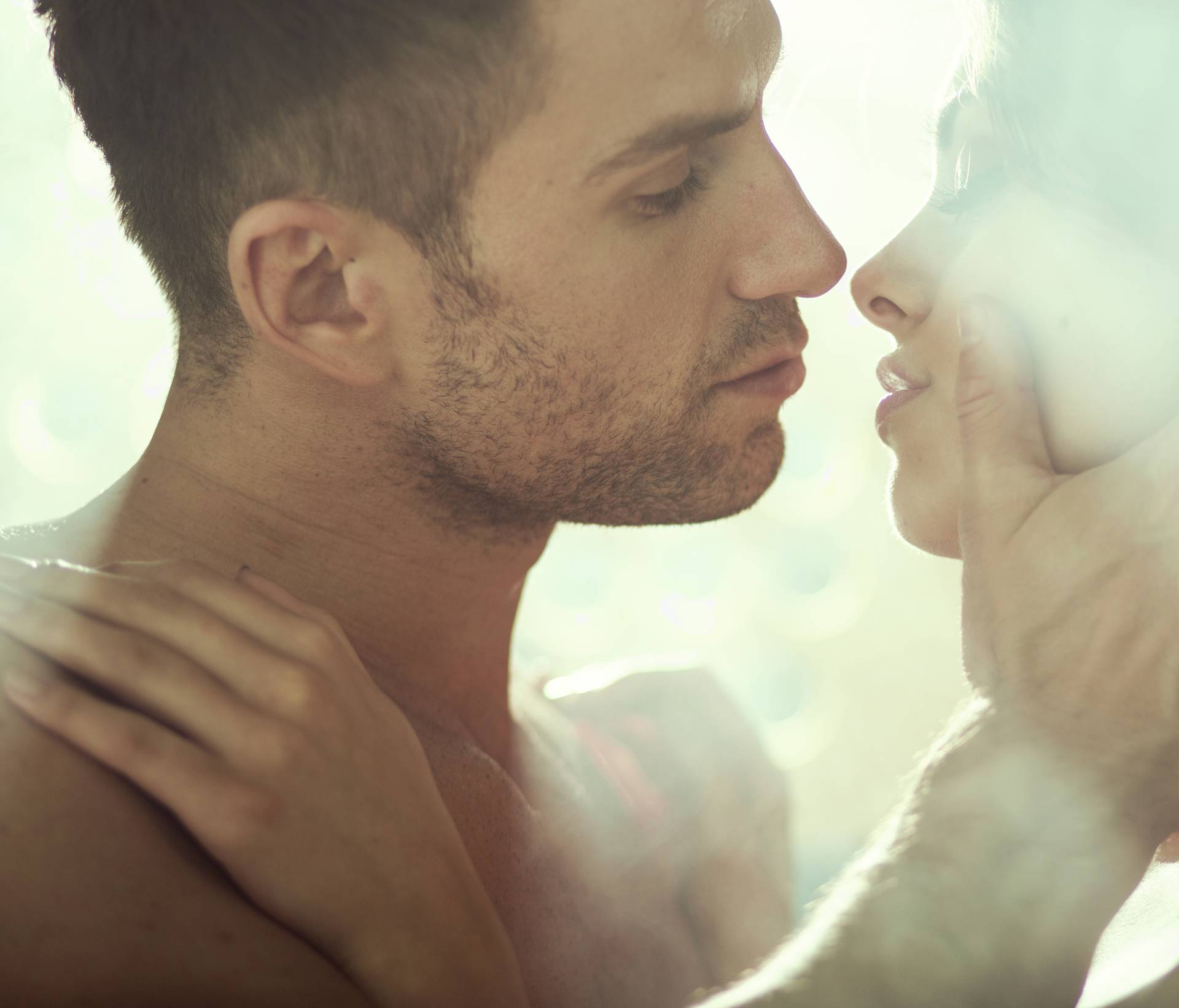 Tantrički seks: U čemu je tajna ovog načina vođenja ljubavi?