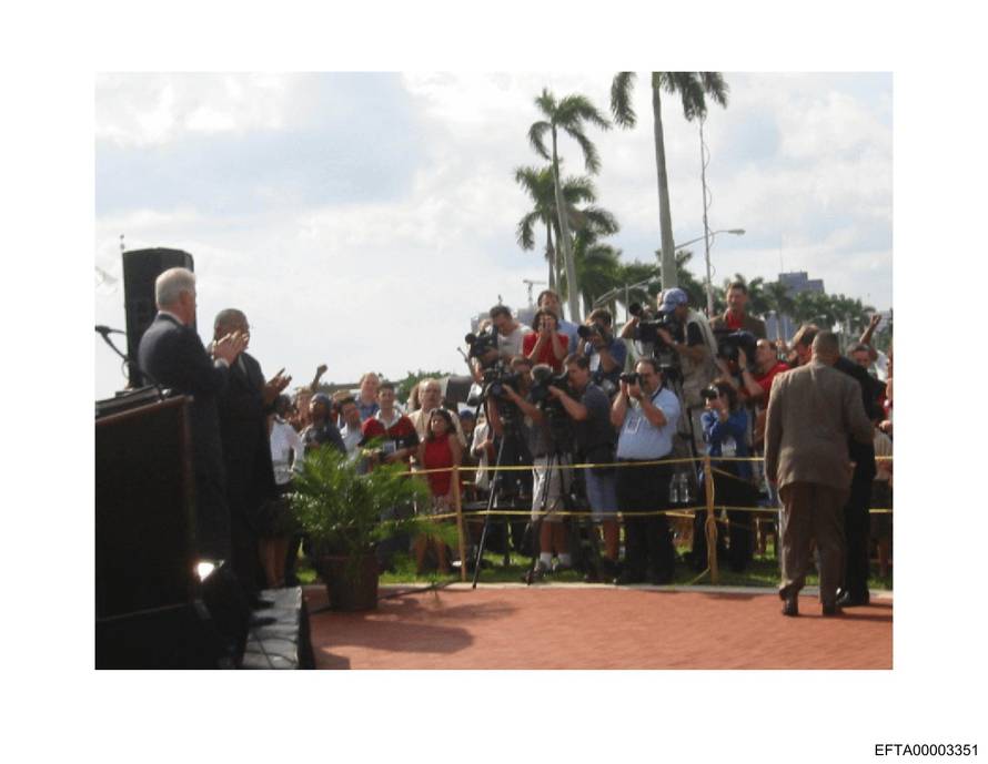 Ruskinje, privatni letovi, party na otoku: Ovako je Epstein gradio svoju mrežu sa slavnima