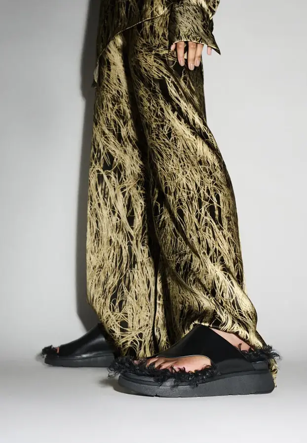 FOTO Biste li kupili sandale s perjem koje stoje preko 200 €?