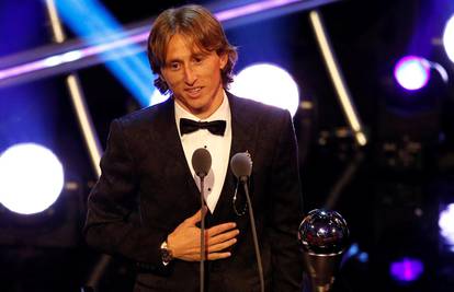 Modrić petu godinu zaredom u najboljoj momčadi svijeta Fife!