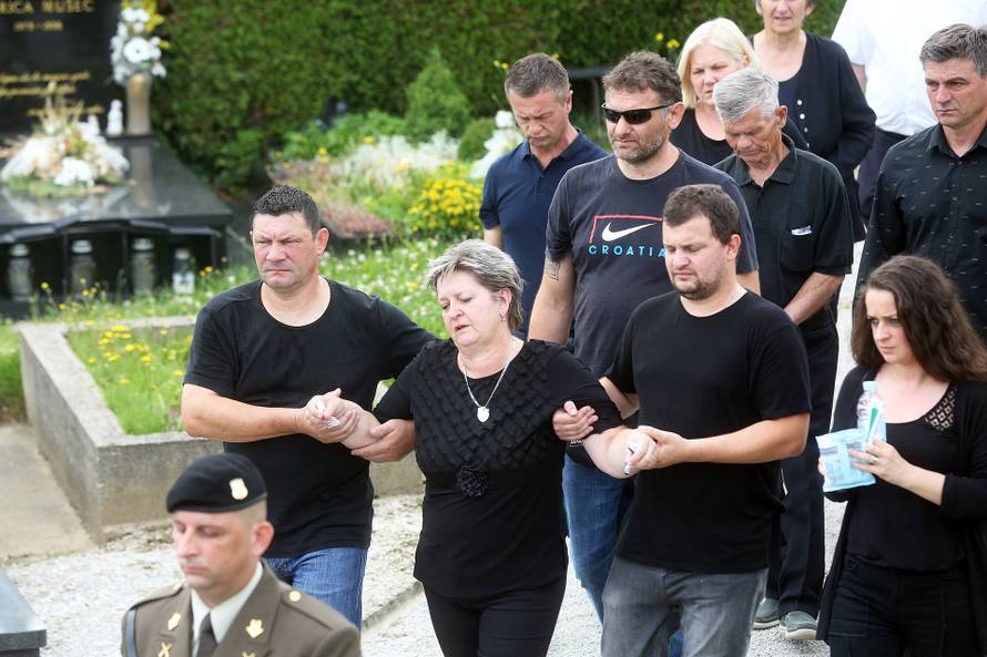 'Konačno će pronaći svoj mir. Naša kalvarija sad je završila'