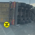 VIDEO Prevrnuo se kamion na A1 kod Karlovca: Curi gorivo, na lokaciju poslali i vatrogasce!