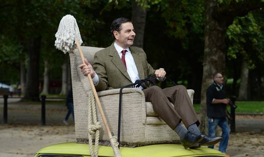 Poznati komi&ccaron;ar &zcaron;enu je ostavio zbog 26 godina mla&dstrok;e kolegice, sam je osmislio kultne uloge