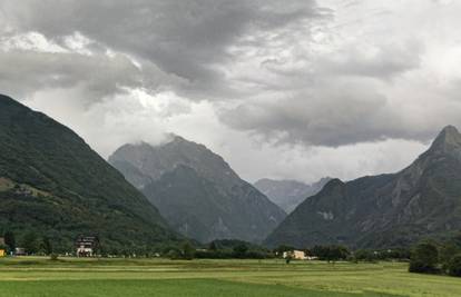 Troje ljudi poginulo: U Sloveniji su našli pali sportski zrakoplov