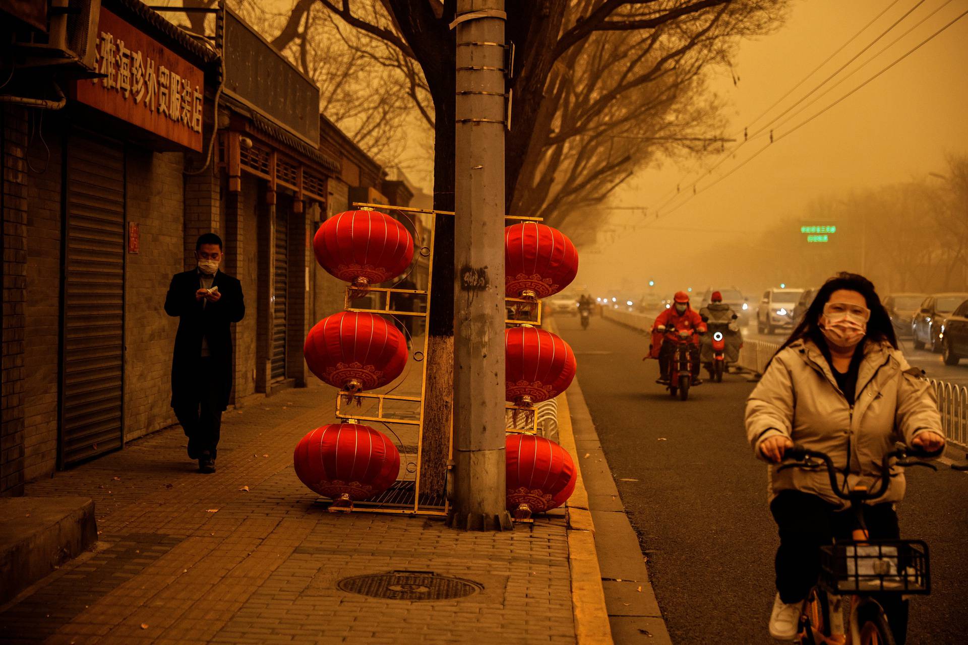 Sandstorm during morning rush hour in Beijing, China
