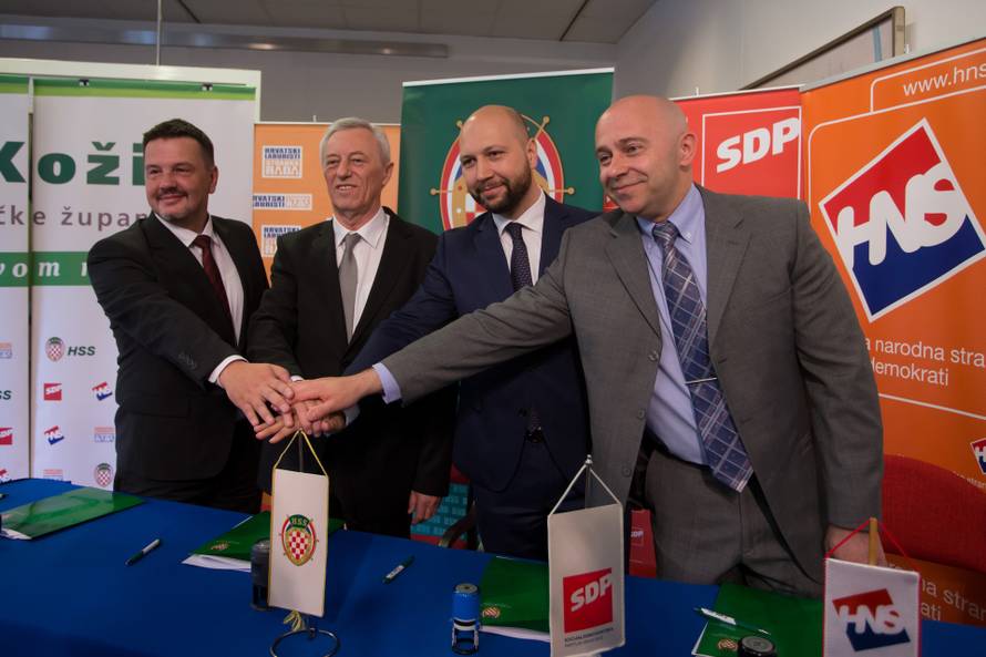 Potpisivanje koalicijskog sporazuma HSS-a, SDP-a, HNS-a i Hrvatskih laburista