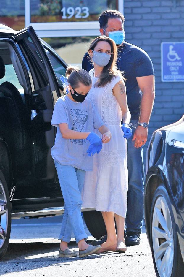 *PREMIUM-EXCLUSIVE* Angelina Jolie is seen for the first time in months amid reports she and ex Brad Pitt are spending time together again *Web Embargo until 2:30 Pm ET on July 2, 2020*