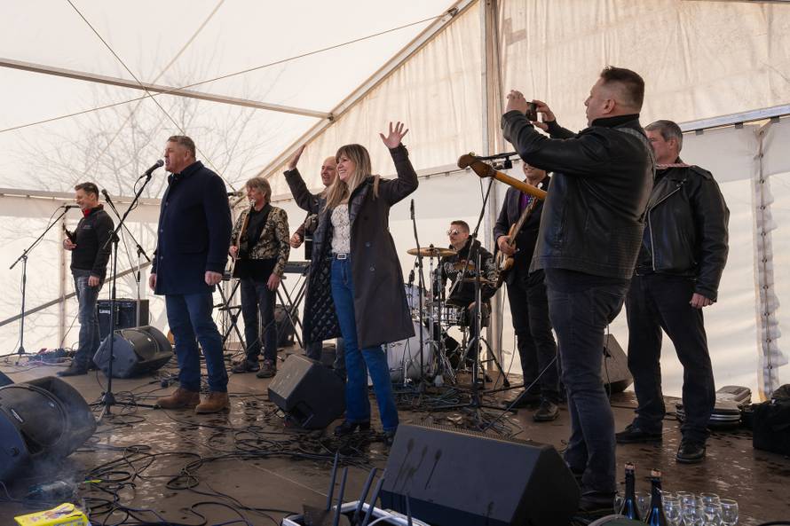 Najveseliji doček Nove godine točno u podne u Vrbovskom - evo što vas sve čeka