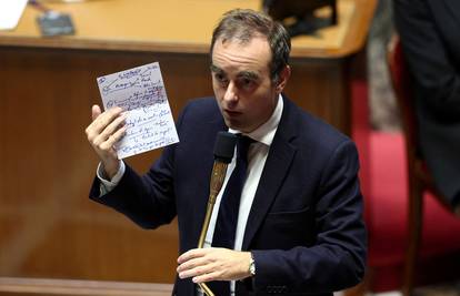 Francuski premijer će preživjeti glasanja o nepovjerenju?