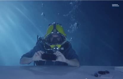 Najbolji prvi test: Vodootpornu Xperiju Z3 raspakirali u vodi