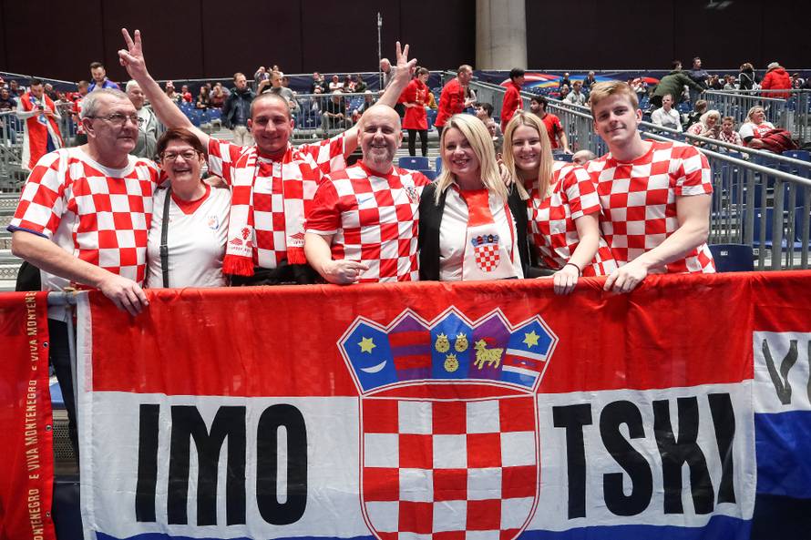 U boj, u boj: Podrška navijača u Grazu kao da smo u Hrvatskoj!