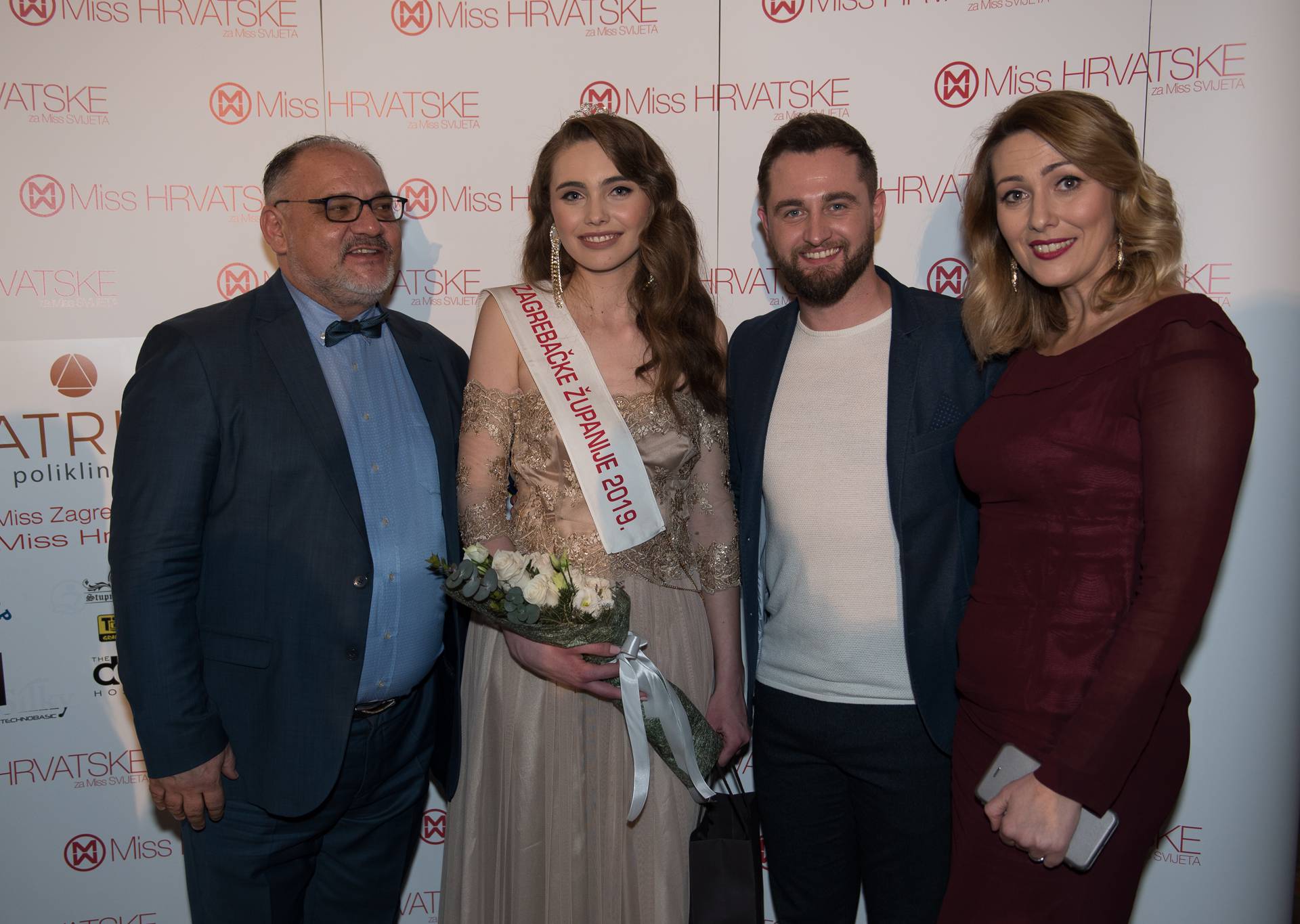 Nova Miss Zagrebačke županije je srednjoškolka Sara Siladji