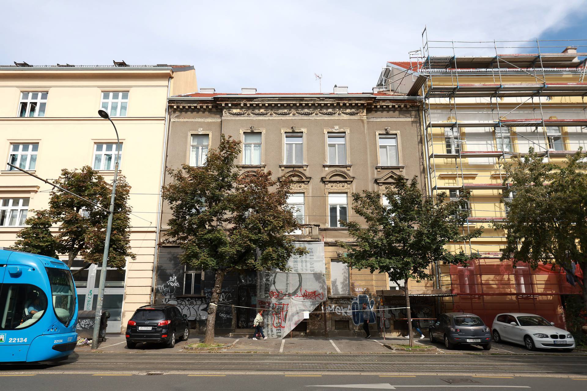 Zagreb: Zgrada s koje je navodno pala cigla i ozlijedila mladi?a