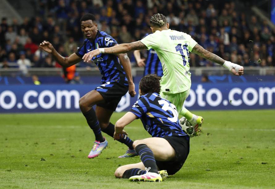 Champions League - Semi Final - Second Leg - Inter Milan v FC Barcelona