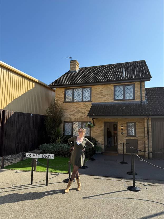 Vodimo vas u studio u kojem se 'rodio' Harry Potter: Pogledajte kako izgleda taj čarobni svijet