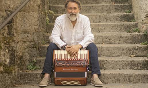 Elvis Stani&cacute; nakon &ccaron;etiri godine ima novi album: 'Sanjao sam pjesme, zapisivao ih u sred no&cacute;i'