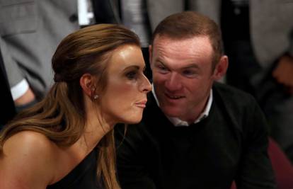 Rooney ne smije na utakmice sina, zabranila mu - supruga!