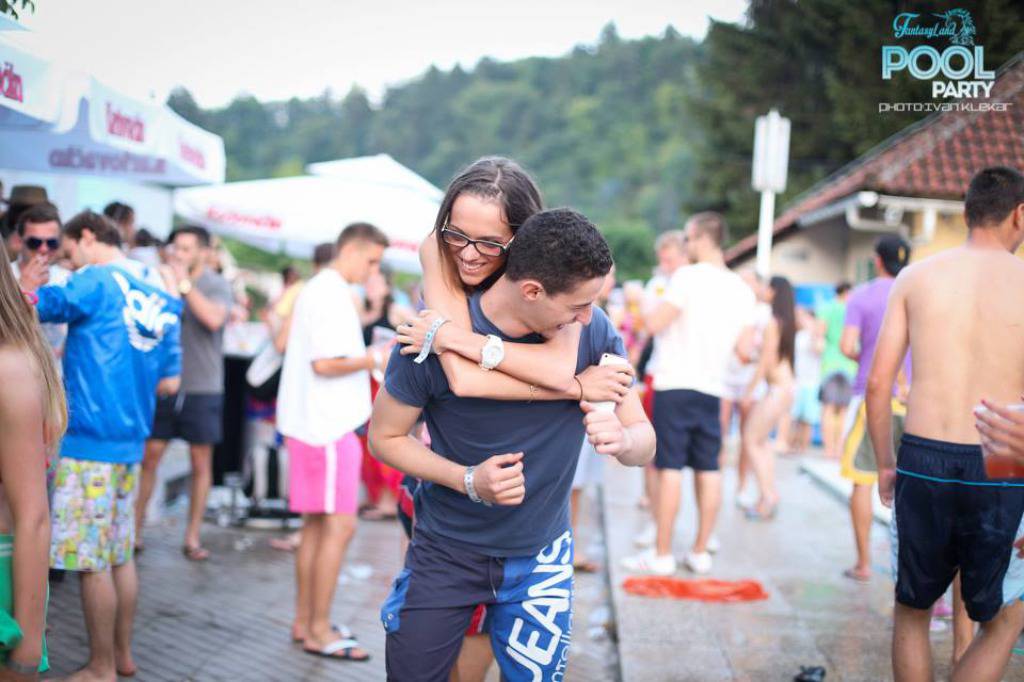 Ekskluzivni treći po redu POOL PARTY u Samoboru!