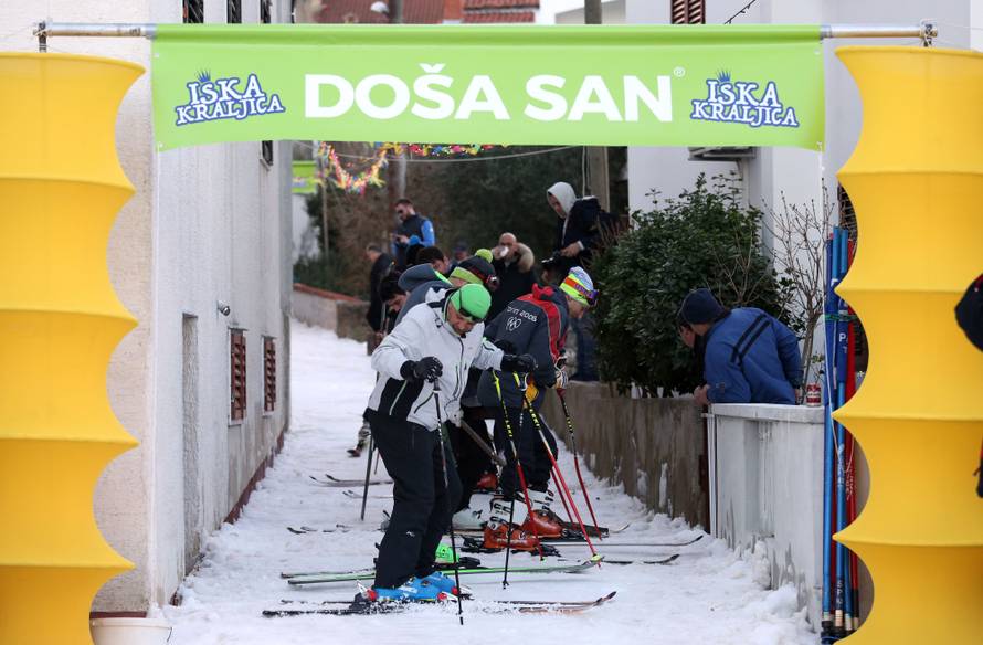 Skijaški spektakl uz more: Iška kraljica privukla je stotine ljudi
