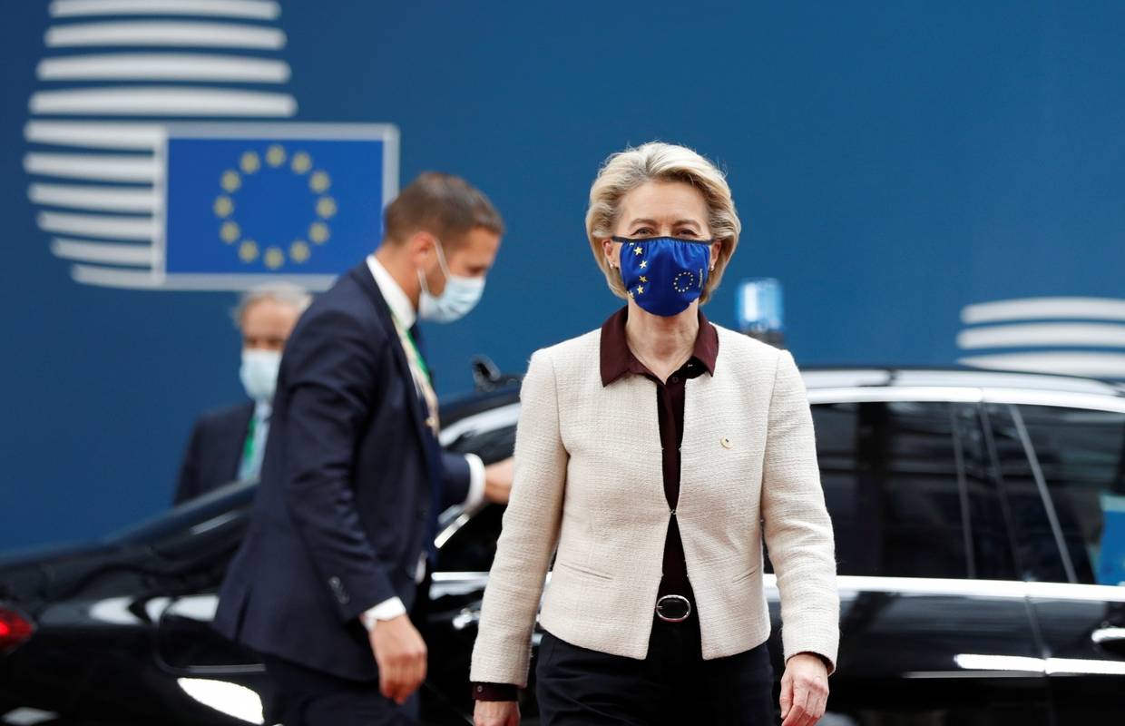 Von der Leyen: 'Postignut je cilj o 70 posto cijepljenih odraslih'