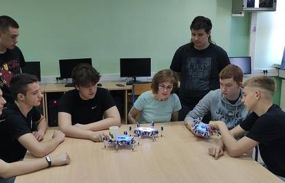 Započela je uzbudljiva  nova sezona Škole budućnosti: U Belom Manastiru roboti plešu