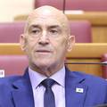 Tko je HDZ-ovac s 'velikim mudima'? Ima četiri kuće u Novalji, dva stana, aute...