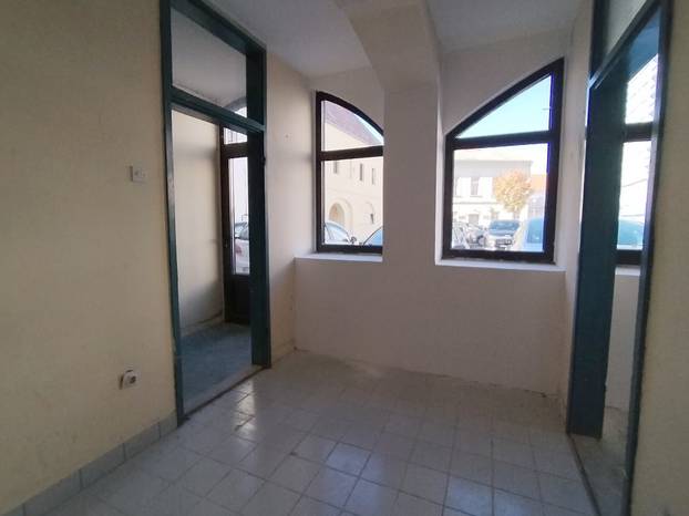 FOTO Država u zakup daje 29 poslovnih prostora: Pogledajte što se sve nudi i po kojoj cijeni