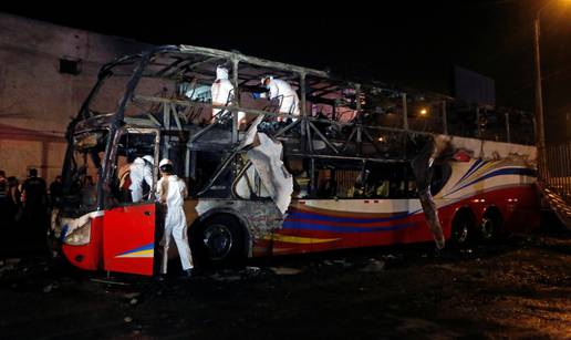 Zapalio im se autobus na kat: Poginulo je najmanje 20 ljudi