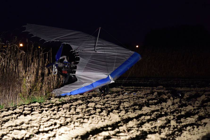 Kvar na motoru: Pao motorni zmaj, dvoje ljudi je ozlijeđeno