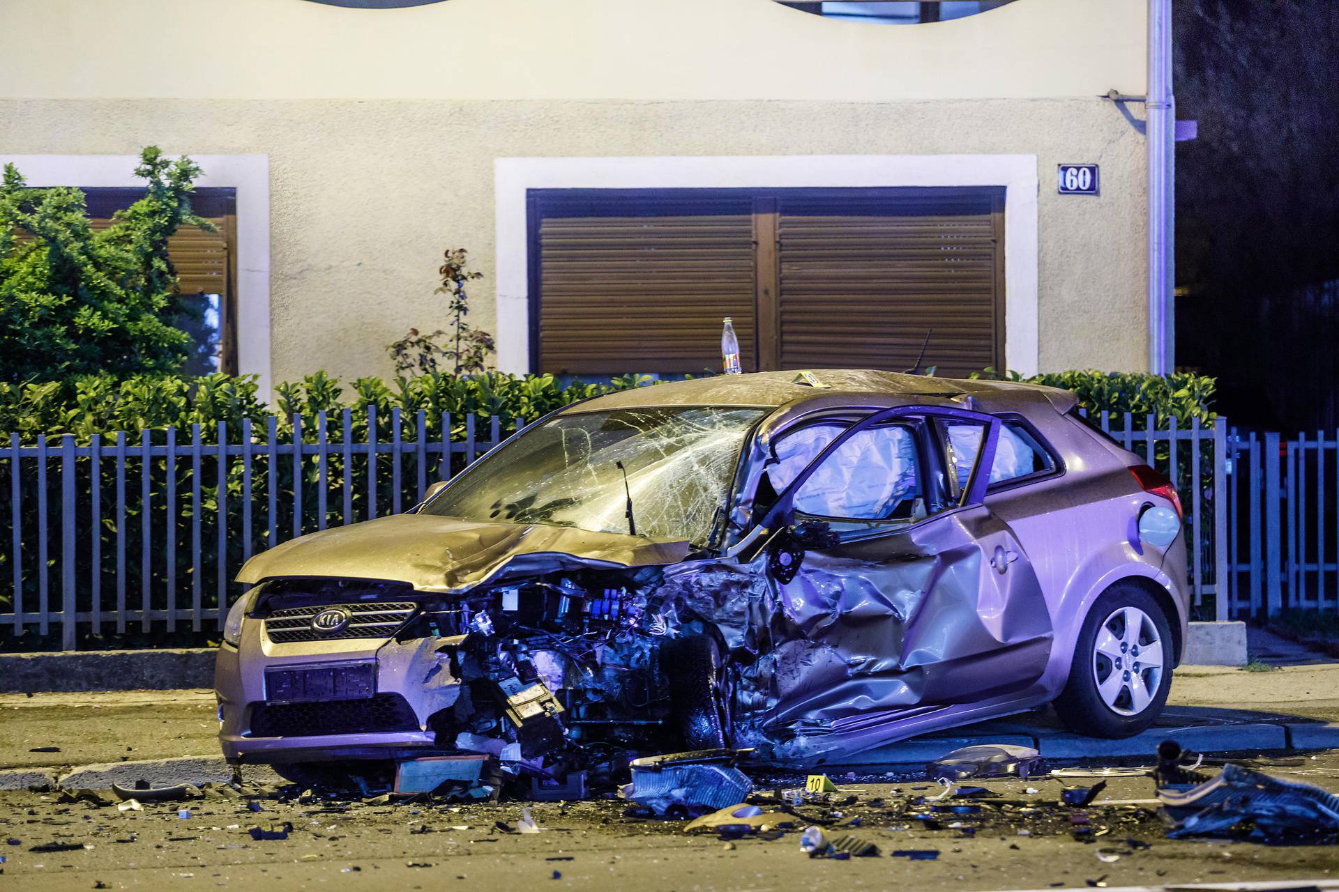 Nekoliko ljudi ozlijeđeno u sudaru više automobila u Sesvetama