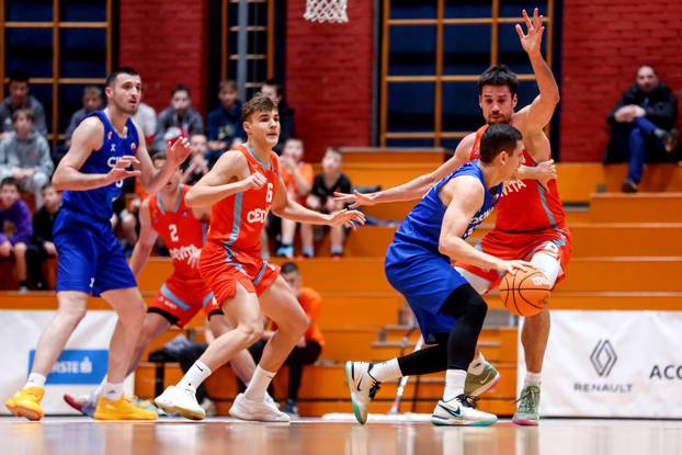 Zagreb: Utakmica 13. kola dr&zcaron;avnog prvenstva ko&scaron;arka&scaron;a KK Cedevita Junior - KK Cibona
