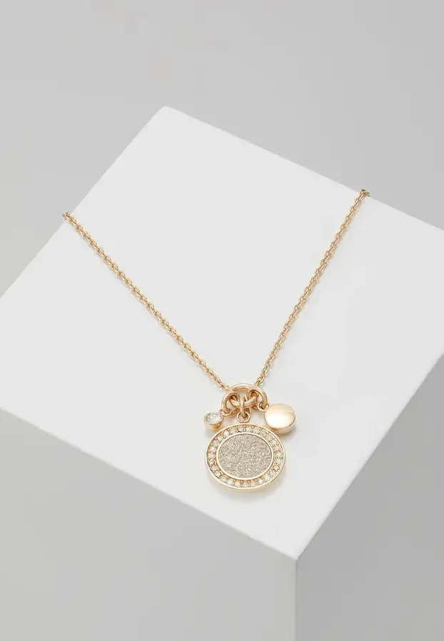 Pregledali smo ponudu za vas! Ogrlice - sjajni ukras dekoltea