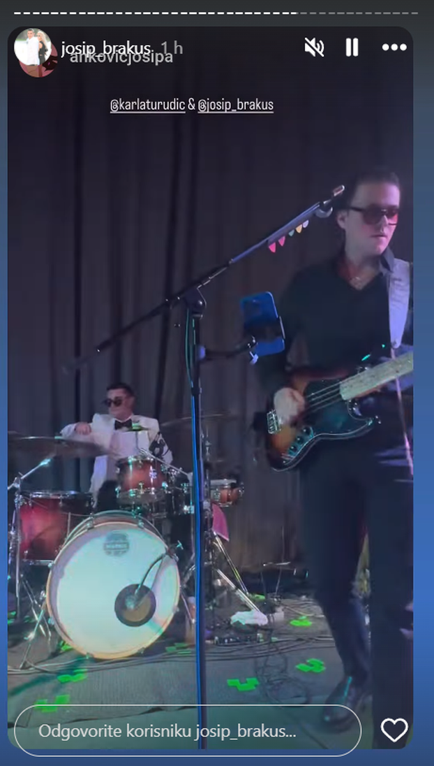 Kakav spektakl! Zvijezda serije 'San snova' i supruga 'zapalili' binu, a Hajduk bio šlag na torti