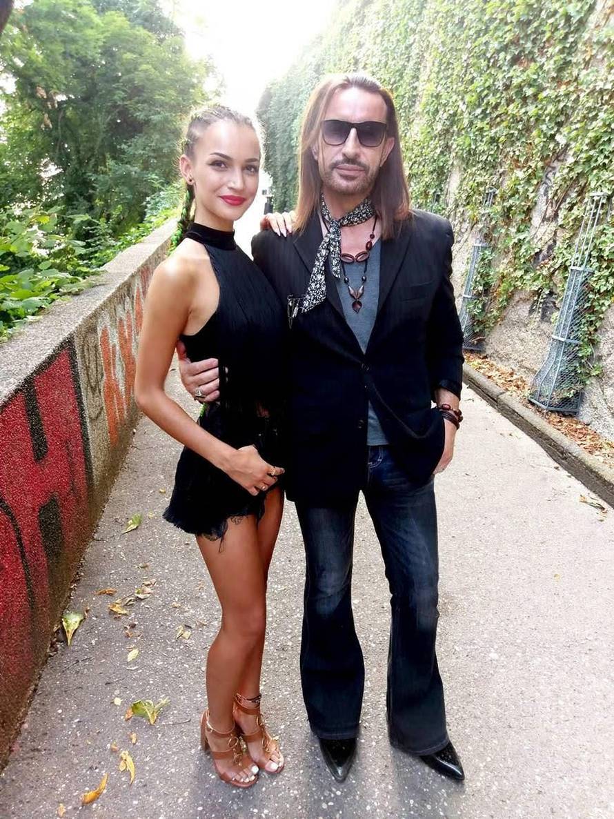 Svirao stjuardesi na ulici: 'Ljudi su mislili da sam ulični svirač'