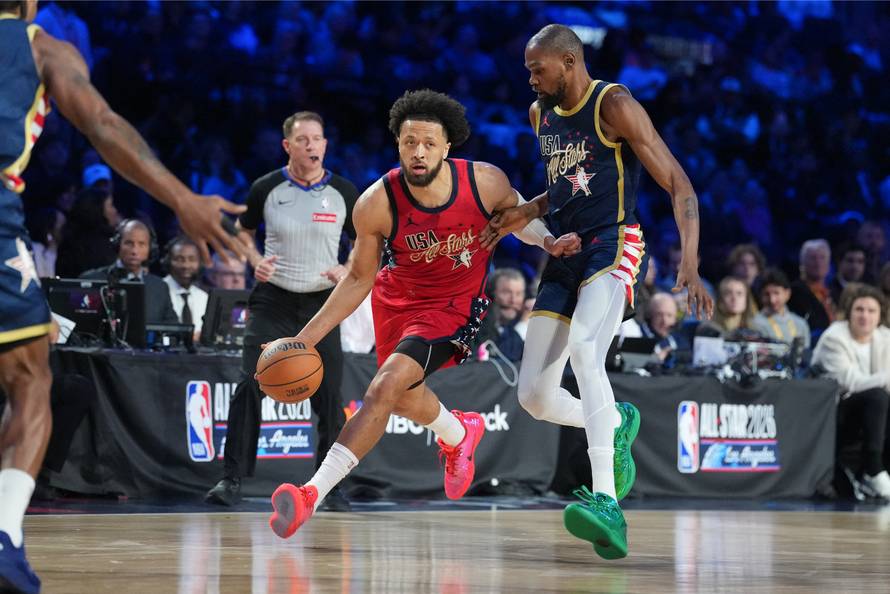 VIDEO Jokić ostao kratak u LA-u, suigrač promašio produžetak