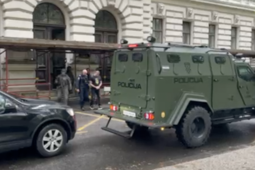 Odveli Petra Ćosića i Manuela Vulića sa suda